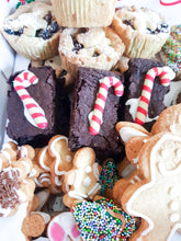Load image into Gallery viewer, Sweet Christmas Charcuterie Box
