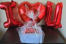 Load image into Gallery viewer, Limited edition: Valentine's Day Cupcakes Made For Two
