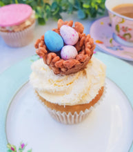 Load image into Gallery viewer, Easter Cupcakes

