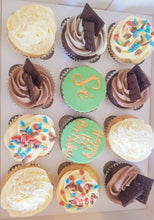 Load image into Gallery viewer, Vegan cupcakes
